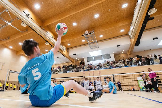 Odbito širi navdušenje nad parašportom - letos sodeluje 20 osnovnih šol iz vse Slovenije