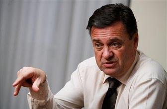Jarc zbral 100 podpisov za referendumsko pobudo