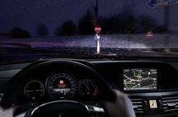Mercedesi s prvim opozorilnim sistemom pred vožnjo v napačno smer na avtocesti