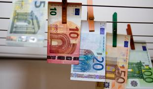 V kateri banki škriplje v boju proti pranju denarja in financiranju terorizma