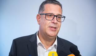 Bržan še brez odgovora na pobudo o prepovedi vožnje s skuterji za mlajše