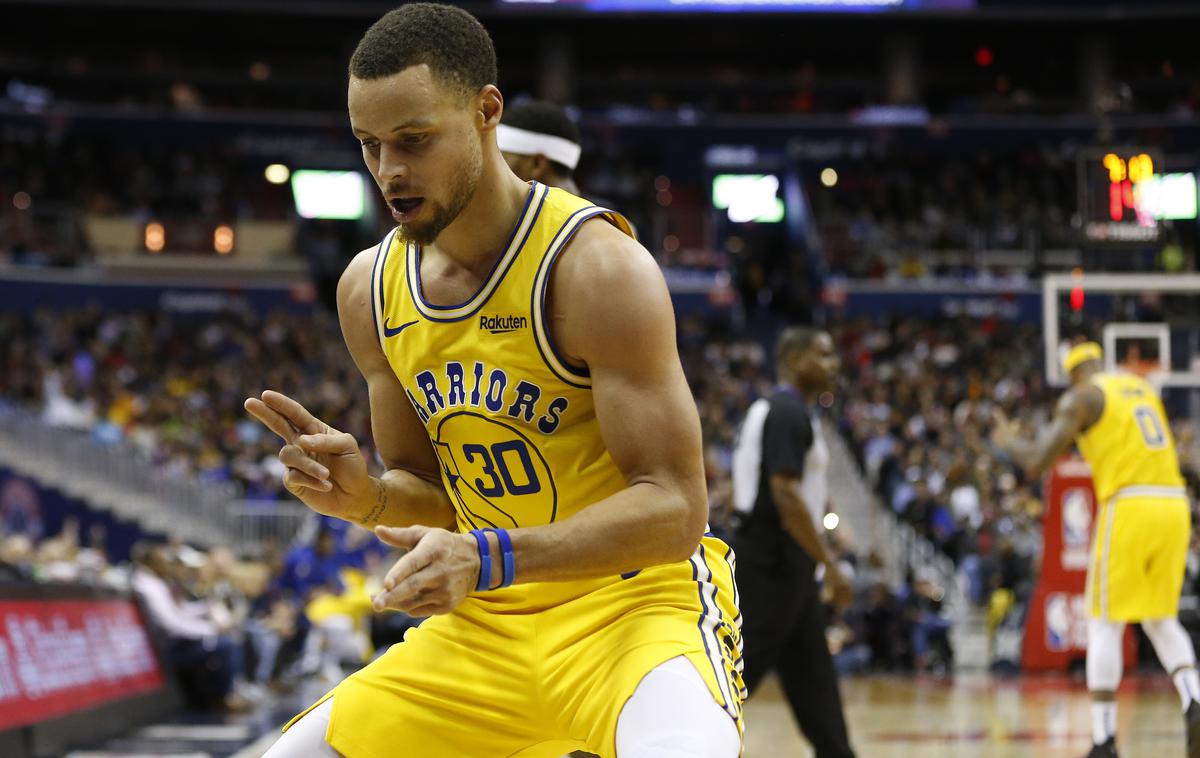 Stephen Curry | Stephen Curry je bil z 38 točkami najbolj vroči strelec večera v ligi NBA. | Foto Reuters
