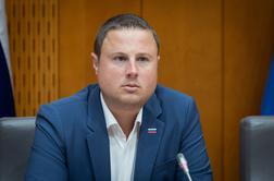 Žan Mahnič zelo ostro nad Janjo Sluga: "Lahko te je sram!"