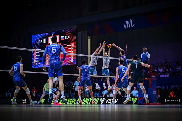 slovenska odbojkarska reprezentanca : Italija, polfinale lige narodov | Foto: VolleyballWorld