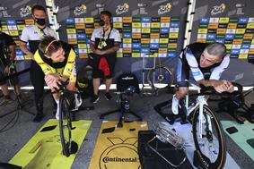 Pogačar spet potipal konkurenco, pri Vismi ne razmišljajo o beli zastavi