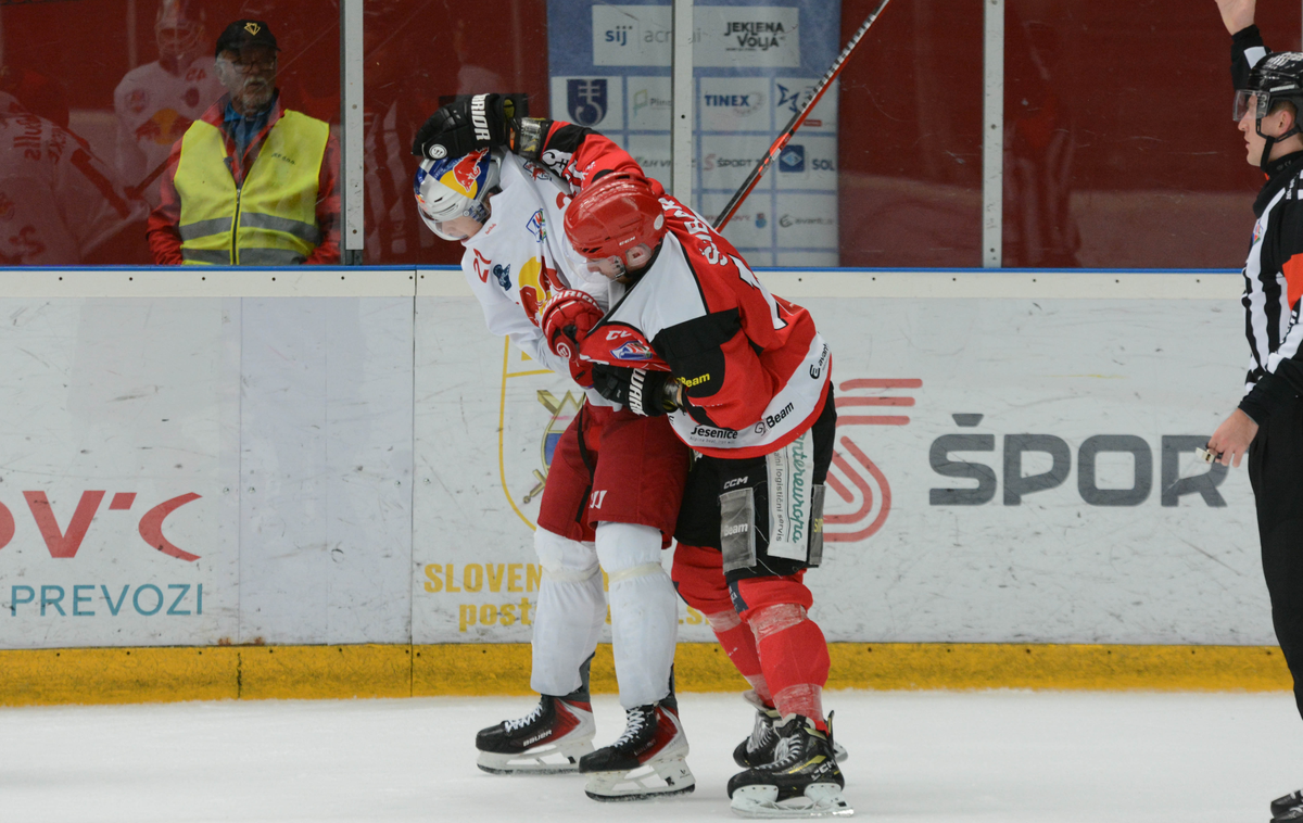 Hdd Jesenice : Salzburg Juniors | Jeseničani gostujejo pri Cortini. | Foto Matias Demšar