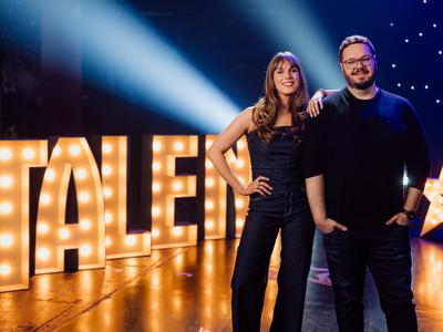 Melani Mekicar bo nova voditeljica šova Slovenija ima talent