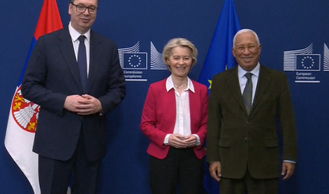 Von der Leyen ustavila Vučića: Počakaj, da se umaknemo od kamer #video