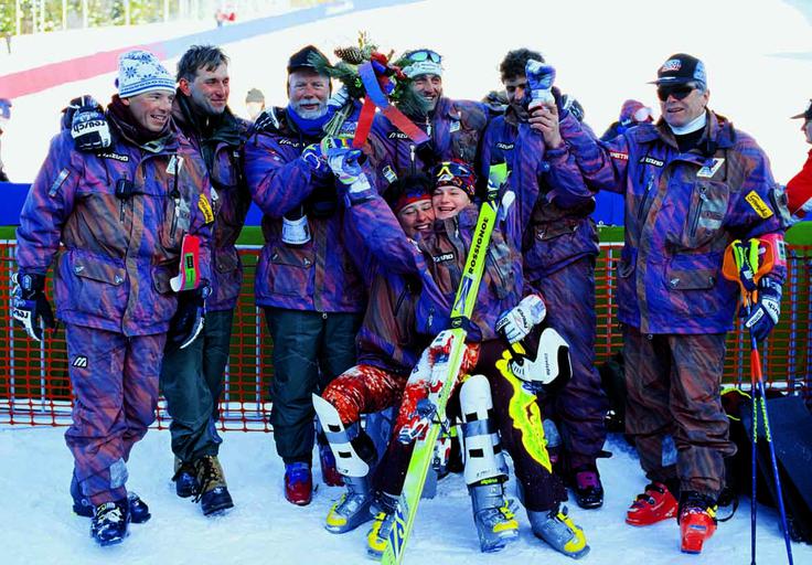 Ponosni in veseli – slovenska smučarska ekipa na igrah v Lillehammerju | Foto: Aleš Fevžer