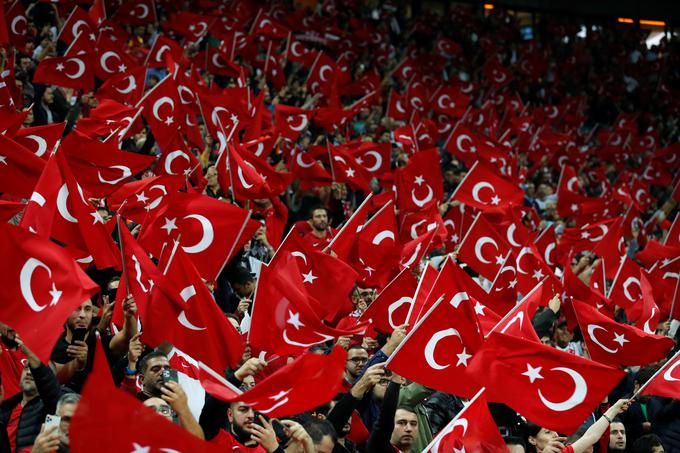 Država udeleženka z največjim številom prebivalcev je Turčija, ki je zelo navezana na Nemčijo. | Foto: Reuters