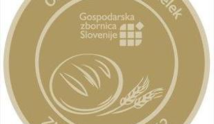 Devet odličij iz najčistejšega zlata