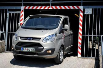Ford tourneo custom 2,2 TDCi