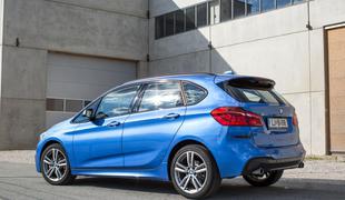 BMW 220d xDrive active tourer – povprečno prostoren, a (pre)drag tehnični odličnjak