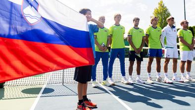 Bor Artnak in Filip Jeff Planinšek za vodstvo Slovenije z 2:0