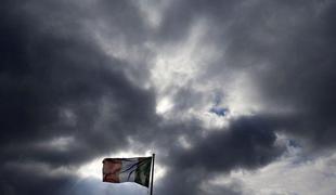 Italijane pesti vse hujša politična kriza