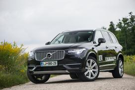 Volvo XC90 T8
