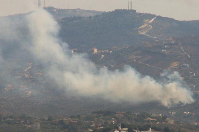 Libanon | Zaradi stopnjevanja napetosti se vrstijo pozivi držav, da tuji državljani zapustijo Libanon. | Foto Reuters