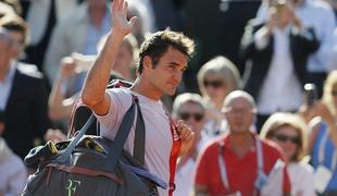 Mayer namučil Federerja, izpadla druga nosilca