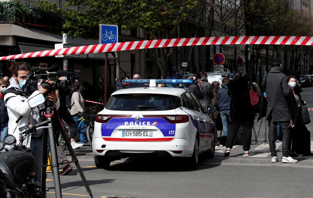 Francoska policija umor | Novorojenčka naj bi ženska v ponedeljek vrgla skozi okno drugega nadstropja hotela v 20. pariškem okrožju, kar je bilo zanj usodno, je sporočilo tožilstvo. Fotografija je simbolična. | Foto Reuters