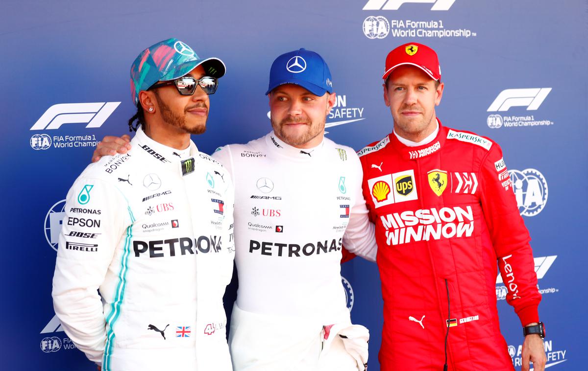 Hamilton, Bottas, Vettel | Valtteri Bottas je v kvalifikacijah pred VN Barcelone premagal moštvenega kolega Hamiltona, tretji čas je postavil dirkač Ferrarija Sebastian Vettel. | Foto Reuters