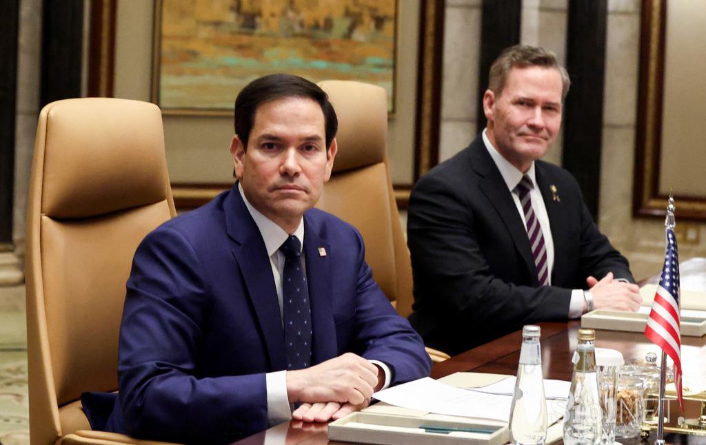 Marco Rubio in Michael Waltz