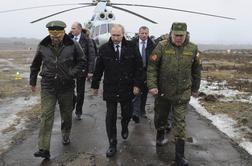 Rusija Ukrajino obtožila, da skuša sprožiti vojno (video in foto)