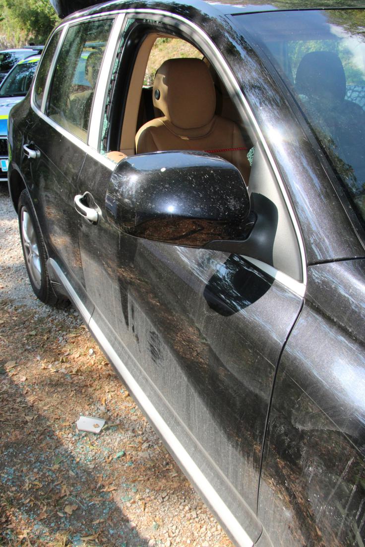vlom, vozilo, policija, osebni predmeti, Severna Primorska | Foto: PU Nova Gorica