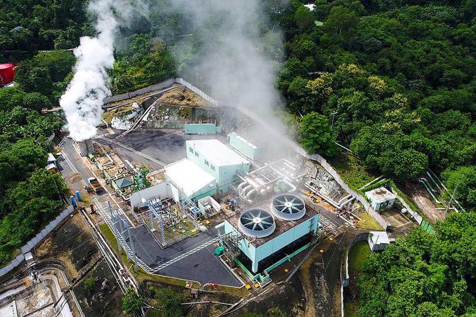 bitcoin elektrarna | Geotermalna elektrarna v El Salvadorju | Foto Twitter/Zajem zaslona