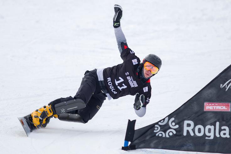 Dimitry Loginov bo dvema naslovoma v članski konkurenci poskušal dodati še naslove svetovnega prvaka v mladinski.  | Foto: Jurij Vodušek/Sportida