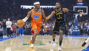 Luka Dončić strelski kralj lige NBA, a ne sme biti na lestvici. Prvaki nadaljujejo zmagovito.