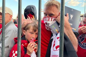 Zvezdnik Liverpoola zbodel Uefo in se čudil zapletu prijatelja z vstopnico