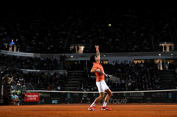 Novaka Đokovića v polfinalu čaka Norvežan Casper Ruud. | Foto: Reuters