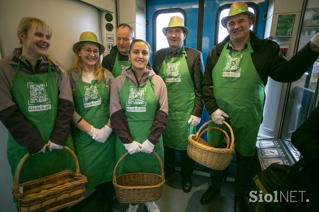 Slovenski zajtrk na vlaku, Slovenske železnice