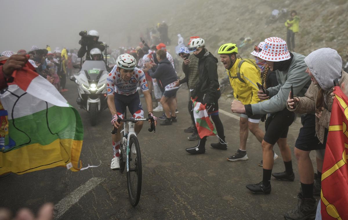 Lenny Martinez | Lenny Martinez je bil zaradi uporabe tehnike lepljivega bidona kaznovan z odvzemom osmih točk v boju za pikčasto majico.  | Foto Guliverimage