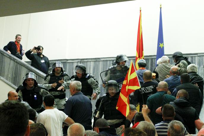 Makedonija protestniki parlament | Foto Reuters