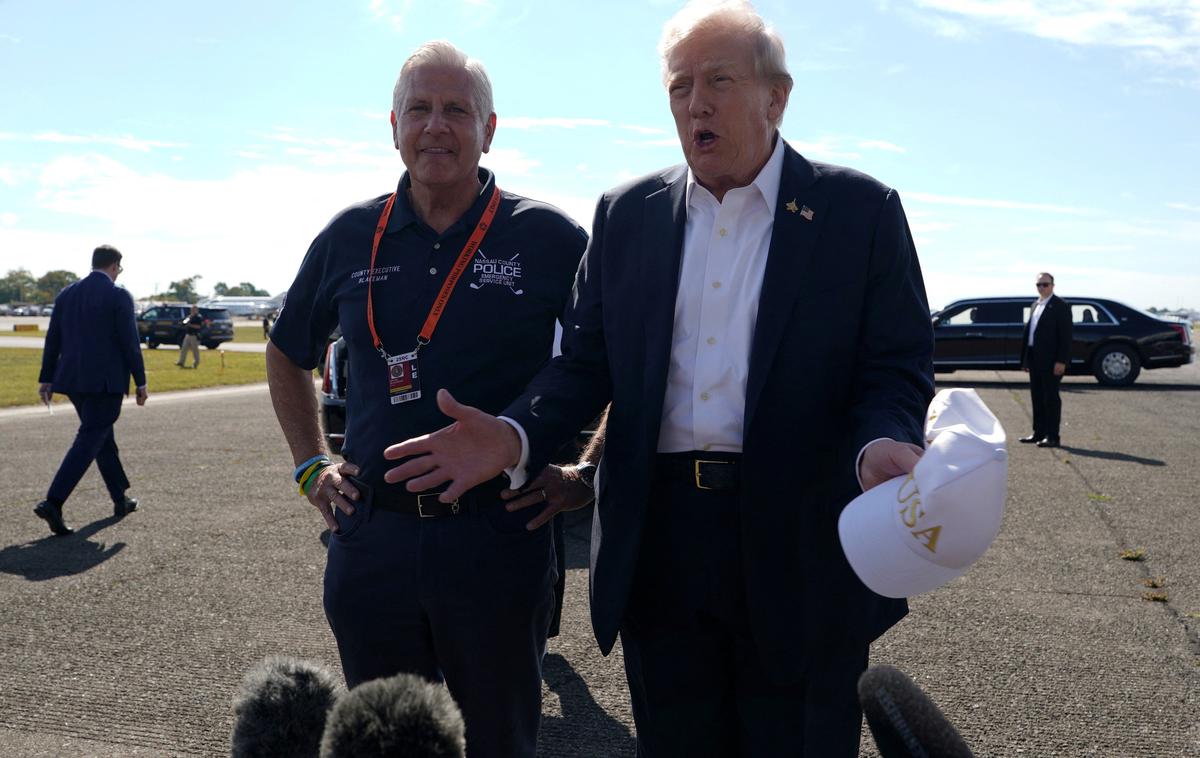 Donald Trump | "Mislim, da imamo dogovor," je pred Belo hišo izjavil Trump. "Mislim, da je to dogovor, ki bo talce vrnil domov, to bo dogovor, ki bo končal vojno," je dodal, ne da bi navedel podrobnosti. | Foto Reuters