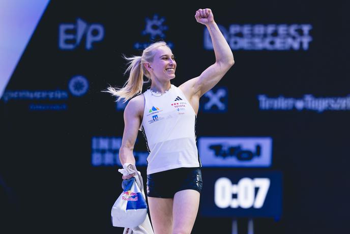 V polfinalu še težave, v finalu Janja Garnbret do 47. zmage