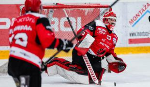 Jesenice visoko izgubile v Italiji, v torek jih čaka nova zaključna žogica