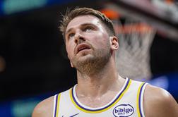 Katastrofalen večer Lakersov, Dončić že v tretji četrtini na klop, Dallas le našel recept