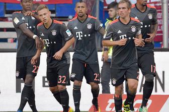 Bayern, Bayer in Werder so se rešili tik pred zdajci, Köln vztraja pri vrhu