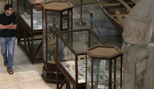 Egipt dobil nazaj 90 artefaktov, ki so jih želeli prodati na dražbi v Jeruzalemu