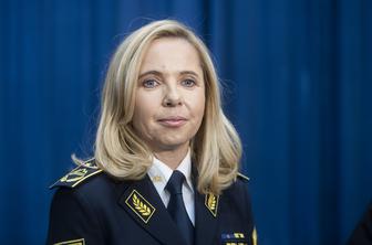 Bobnarjeva ob dnevu policije opozorila na veliko obremenjenost zaposlenih #video
