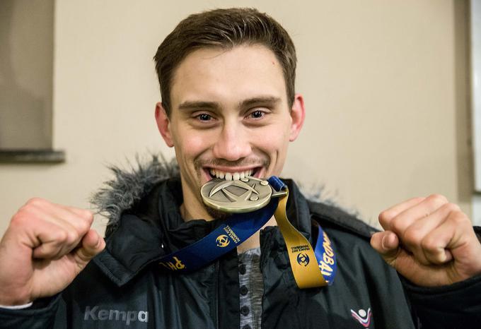 Pri 25 letih ima Darko Cingesar že bronasto medaljo s svetovnega prvenstva. "Še vedno ne morem verjeti." | Foto: Vid Ponikvar