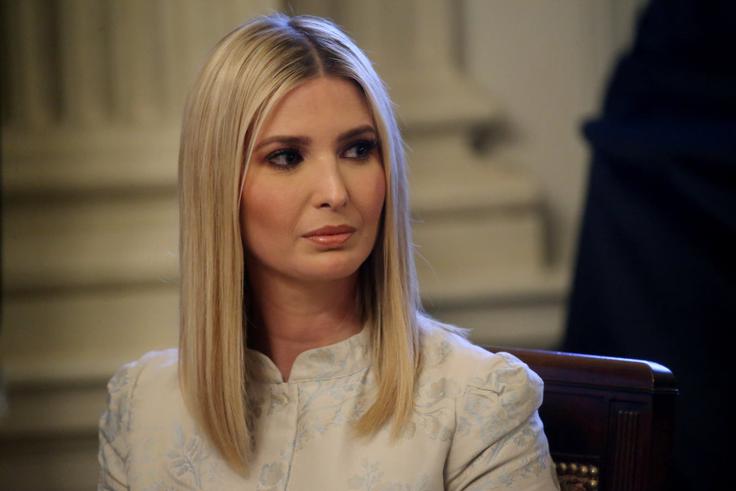 Trumpova hči Ivanka je poskušala doseči čim večjo moč v času, ko Melania še ni živela v Beli hiši. | Foto: Reuters