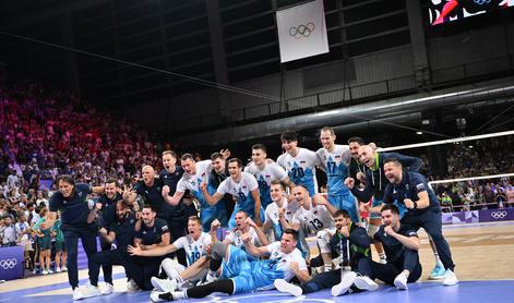 Slovenski odbojkarji dobili nasprotnika v četrtfinalu, vstajali bodo zgodaj