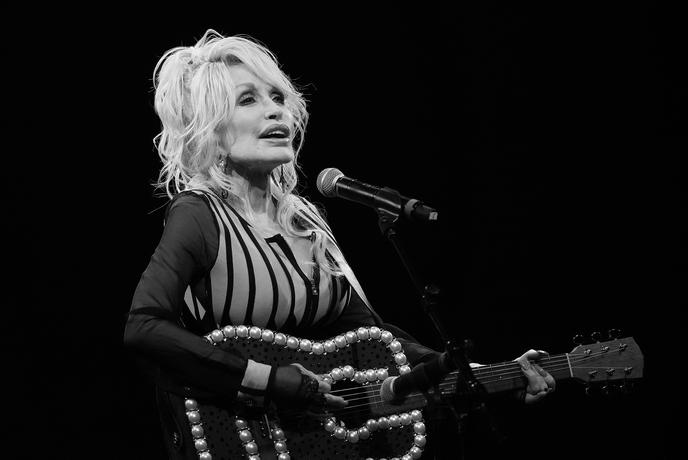Umrla je legendarna Dolly Parton