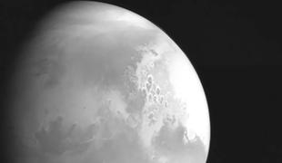 Kitajska sonda poslala prvo fotografijo Marsa