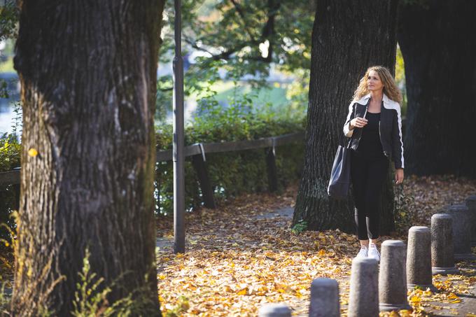 Roman Bronje Žakelj je zgodba o radostih, bolečini ob izgubi, minevanju, strahovih, a tudi pripoved o moči, pogumu, upanju in pomenu resnice. | Foto: Bojan Puhek