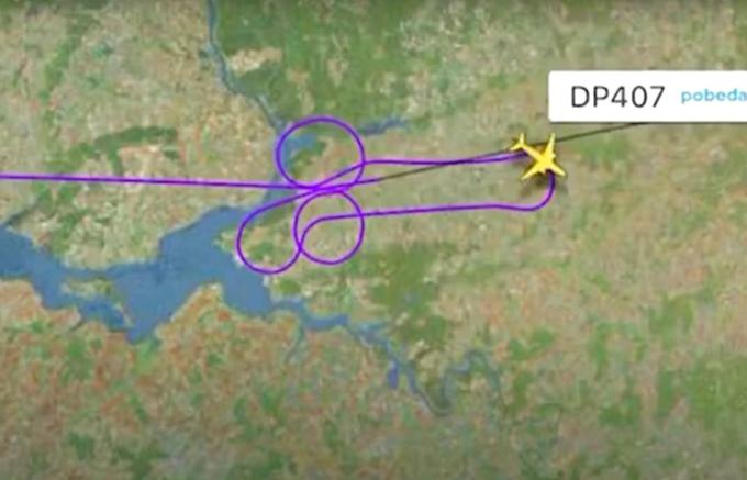 Polet se je zaradi dodatnega kroženja podaljšal za 20 minut. | Foto: Flightradar