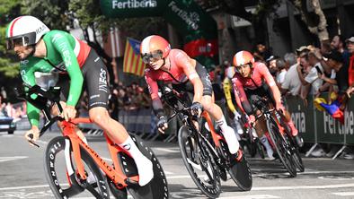 Filippo Ganna zmagovalec skrajšane vožnje na čas, Almeida za drobec bližje Vingegaardu